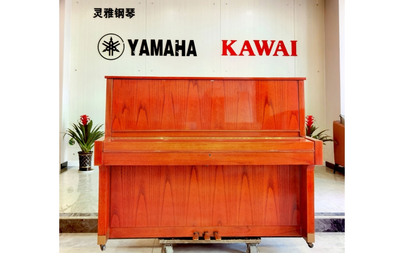 雅馬哈YAMAHA W 鋼琴